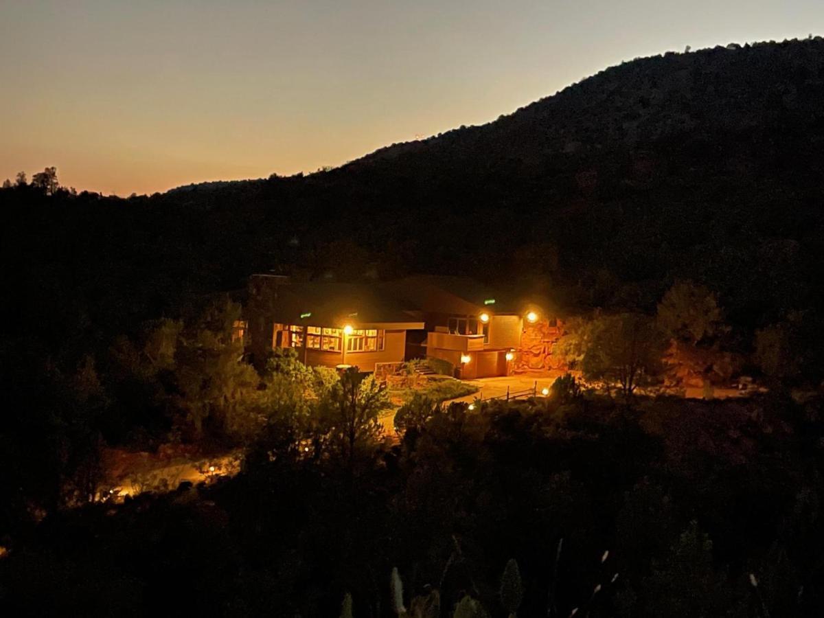 3-Acre Private Designer Villa-Borders Forest-Forever Views! Sedona Exterior photo