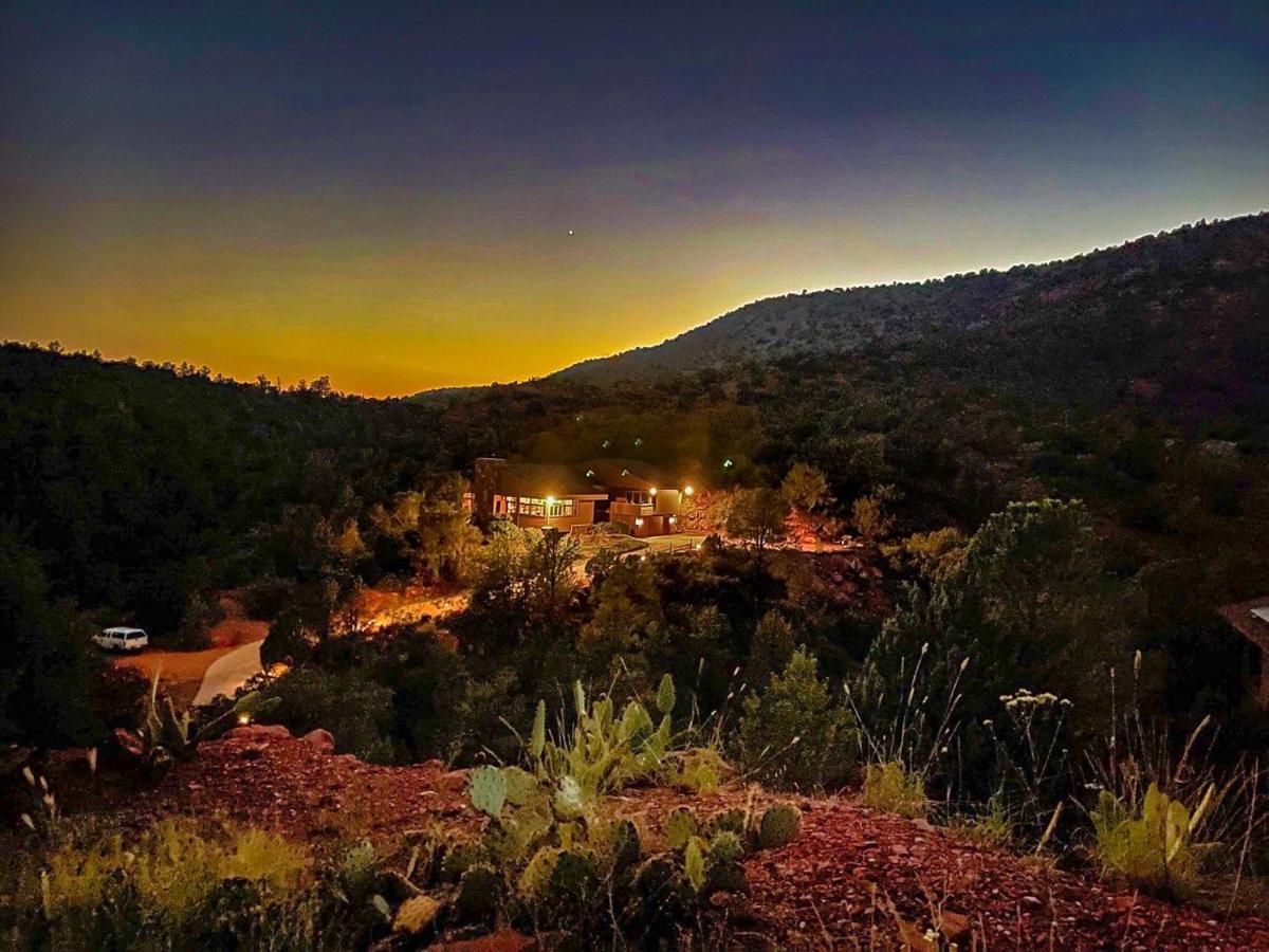 3-Acre Private Designer Villa-Borders Forest-Forever Views! Sedona Exterior photo