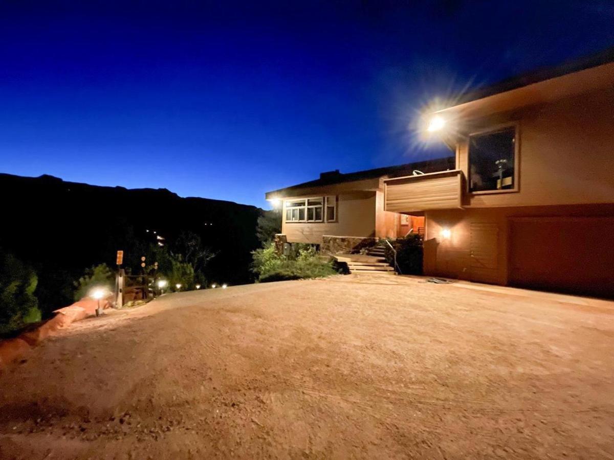 3-Acre Private Designer Villa-Borders Forest-Forever Views! Sedona Exterior photo