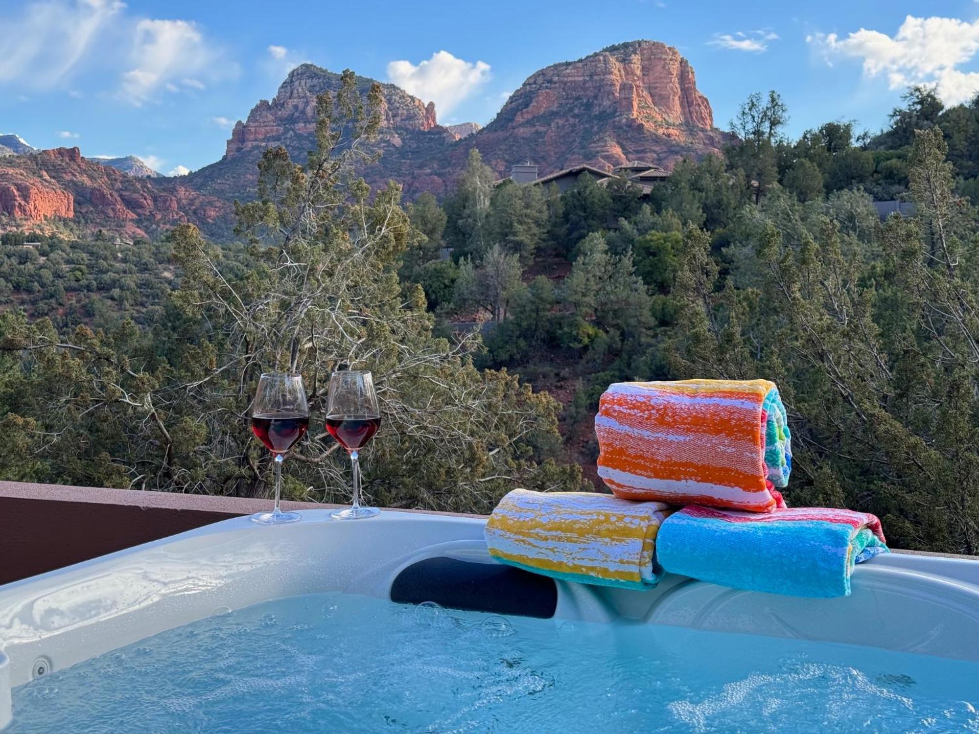 3-Acre Private Designer Villa-Borders Forest-Forever Views! Sedona Exterior photo