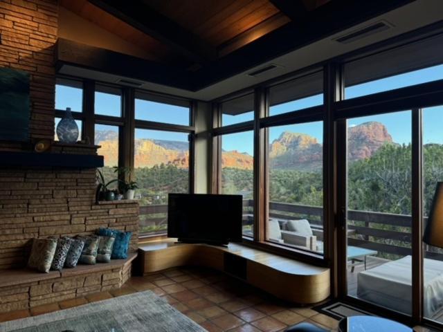 3-Acre Private Designer Villa-Borders Forest-Forever Views! Sedona Exterior photo